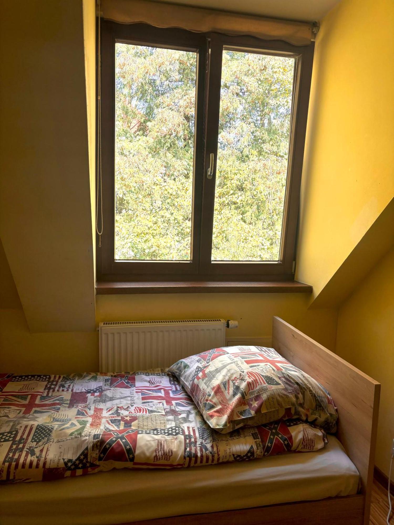 Hostel Nuove Frontiere Nysa Exteriör bild
